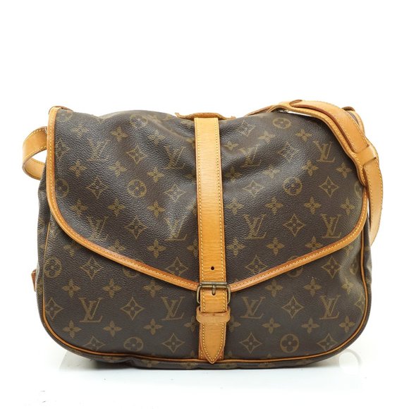 Louis Vuitton Handbags - Auth Louis Vuitton Saumur 35 Messenger #7853L23